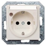 Купить 5UB1553 I-SYSTEM РОЗЕТКА SCHUKO ЭЛЕКТРОБЕЛЫЙ С ЗАЩИТОЙ ОТ ПРИКОСНОВЕНИЯ И ЗАЩИТОЙ ОТ ПЕРЕНАПРЯЖЕНИЯ, ПОЛЕМ ДЛЯ НАДПИСИИ, ИНДИКАЦИЯ СТАТУСА, 55MM X 55MM
